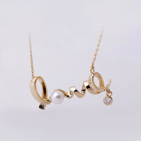 گردنبند Love